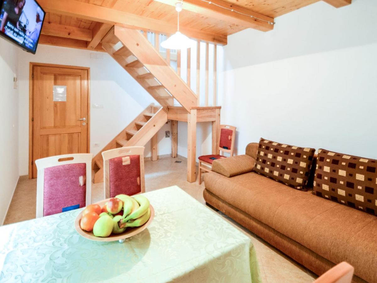 Apartment Kristijan By Interhome Brseč Eksteriør billede